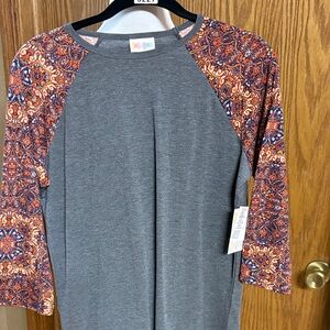 LuLaRoe Gray Raglan Top with Orange & Navy Paisley Sleeves